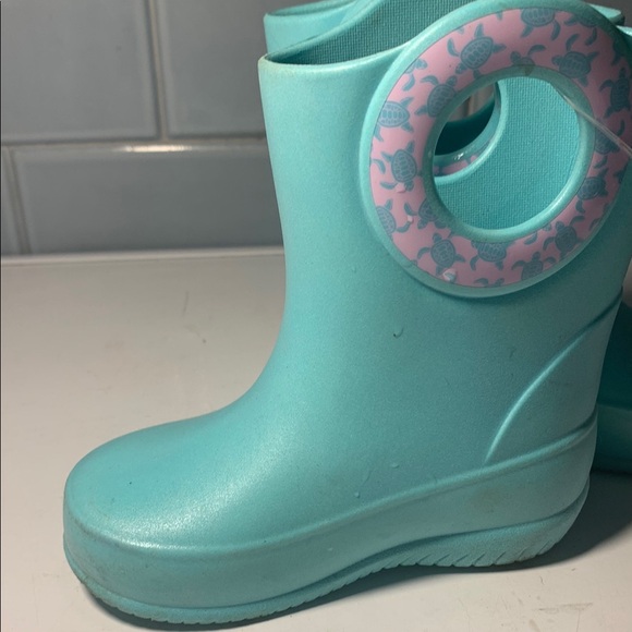 Kids Aqua Rain Boots - Picture 2 of 6